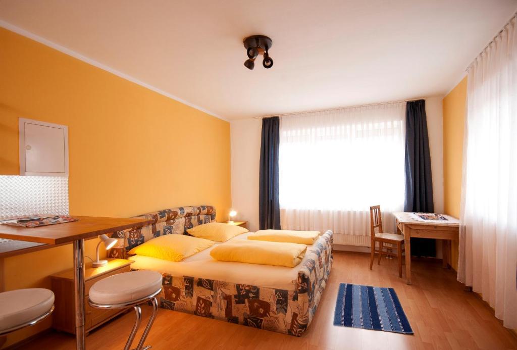 Hotel Hottentotten Regensburg Room photo